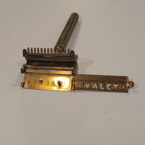 Vintage Valet Autostrop Safety Razor Gold tone. New York, USA - Picture 7 of 13